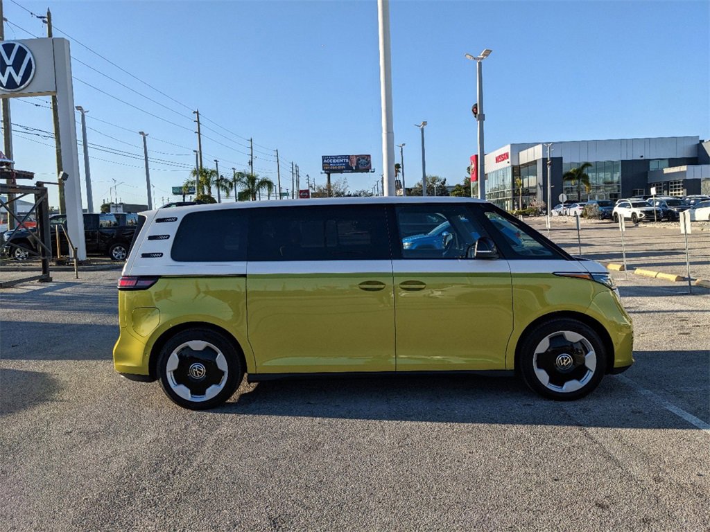 New 2025 Volkswagen ID. Buzz Pro S Plus image 8