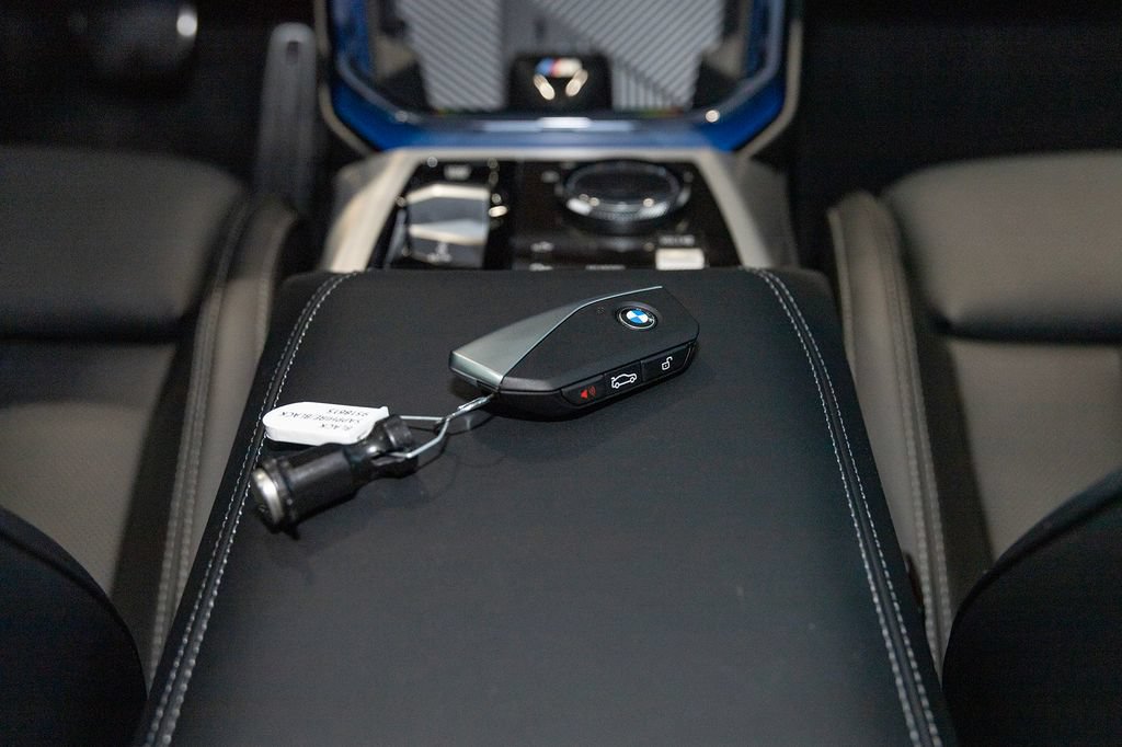 New 2026 BMW X3 xDrive30i w/ M Sport Package AWD/4WD image 26