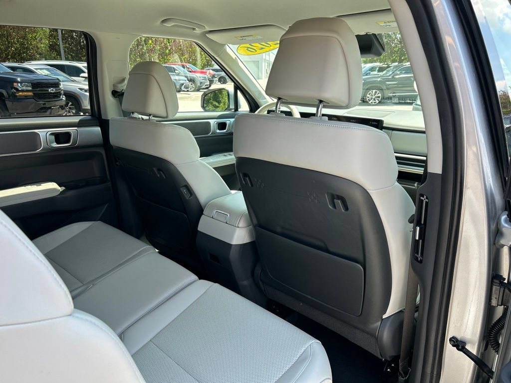 Used 2026 Hyundai Santa Fe SEL FWD image 41