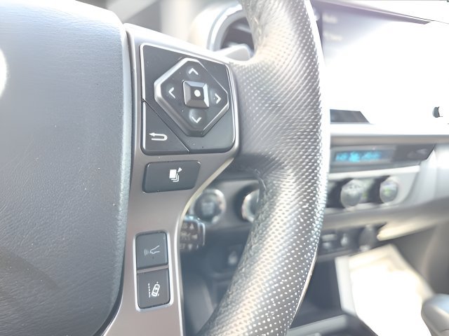 Used 2023 Toyota Tacoma TRD Sport w/ Technology Package AWD/4WD image 19