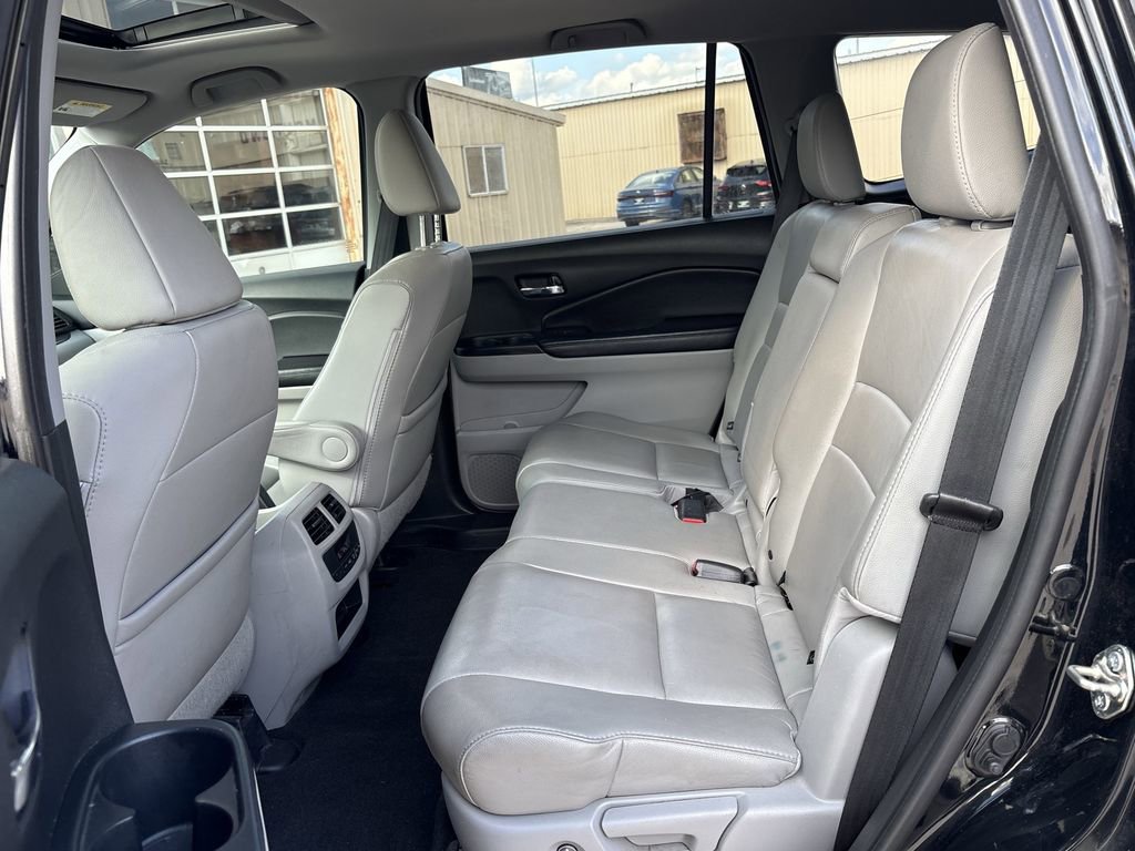 Used 2017 Honda Pilot EX-L image 23