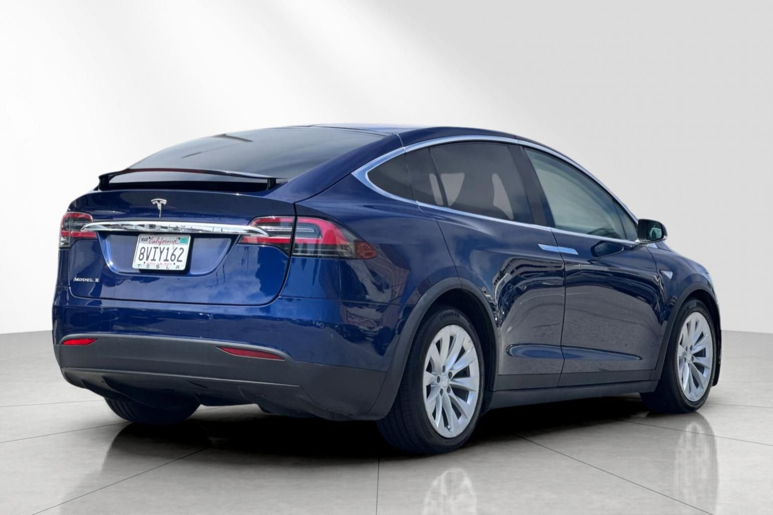 Used 2016 Tesla Model X 90D AWD/4WD image 4