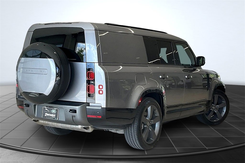 Used 2024 Land Rover Defender 130 Outbound image 13
