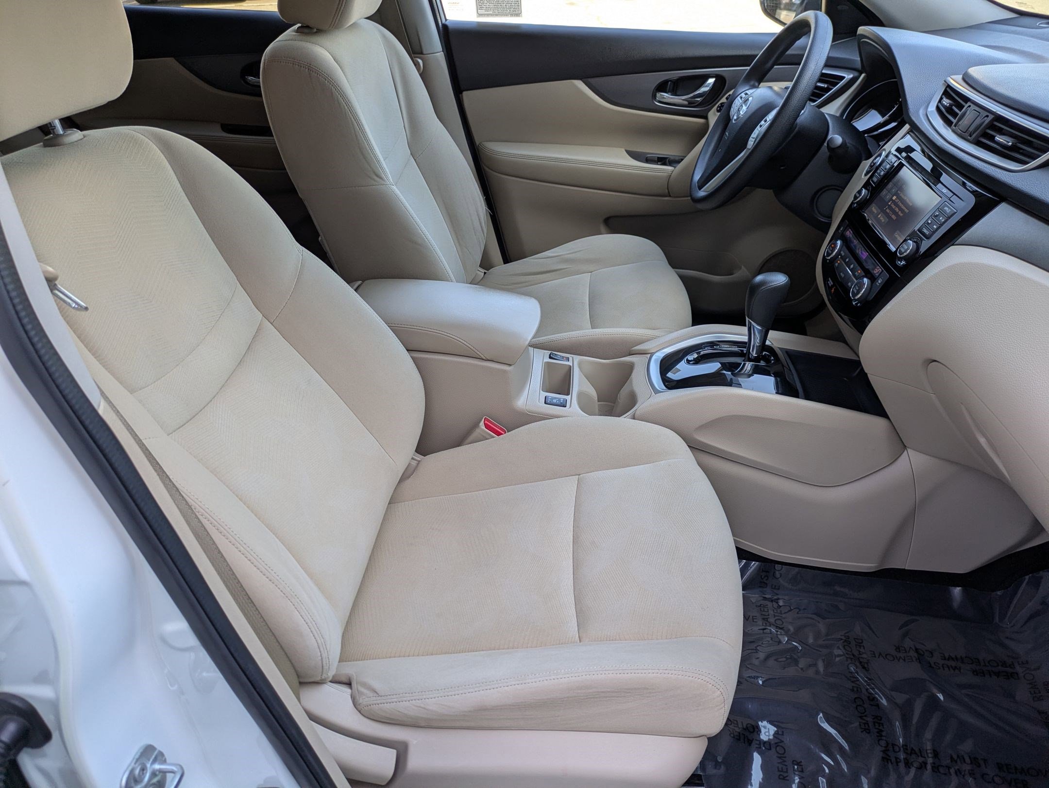 Used 2016 Nissan Rogue SV w/ SV Premium Package image 27