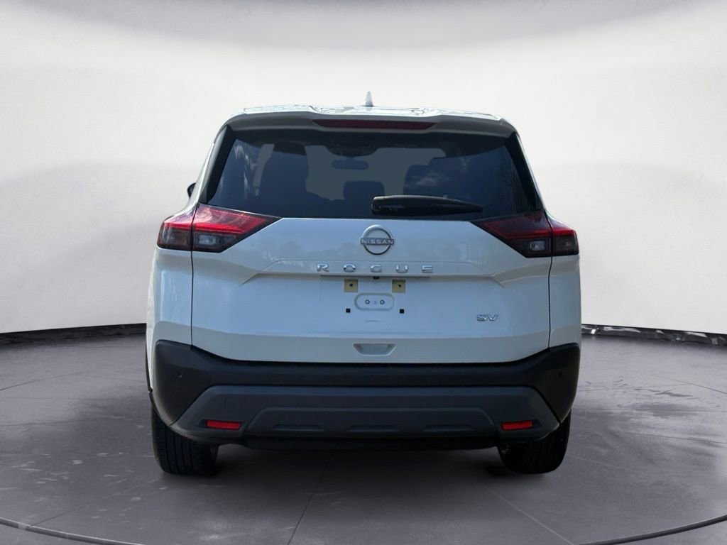 Used 2023 Nissan Rogue SV image 4