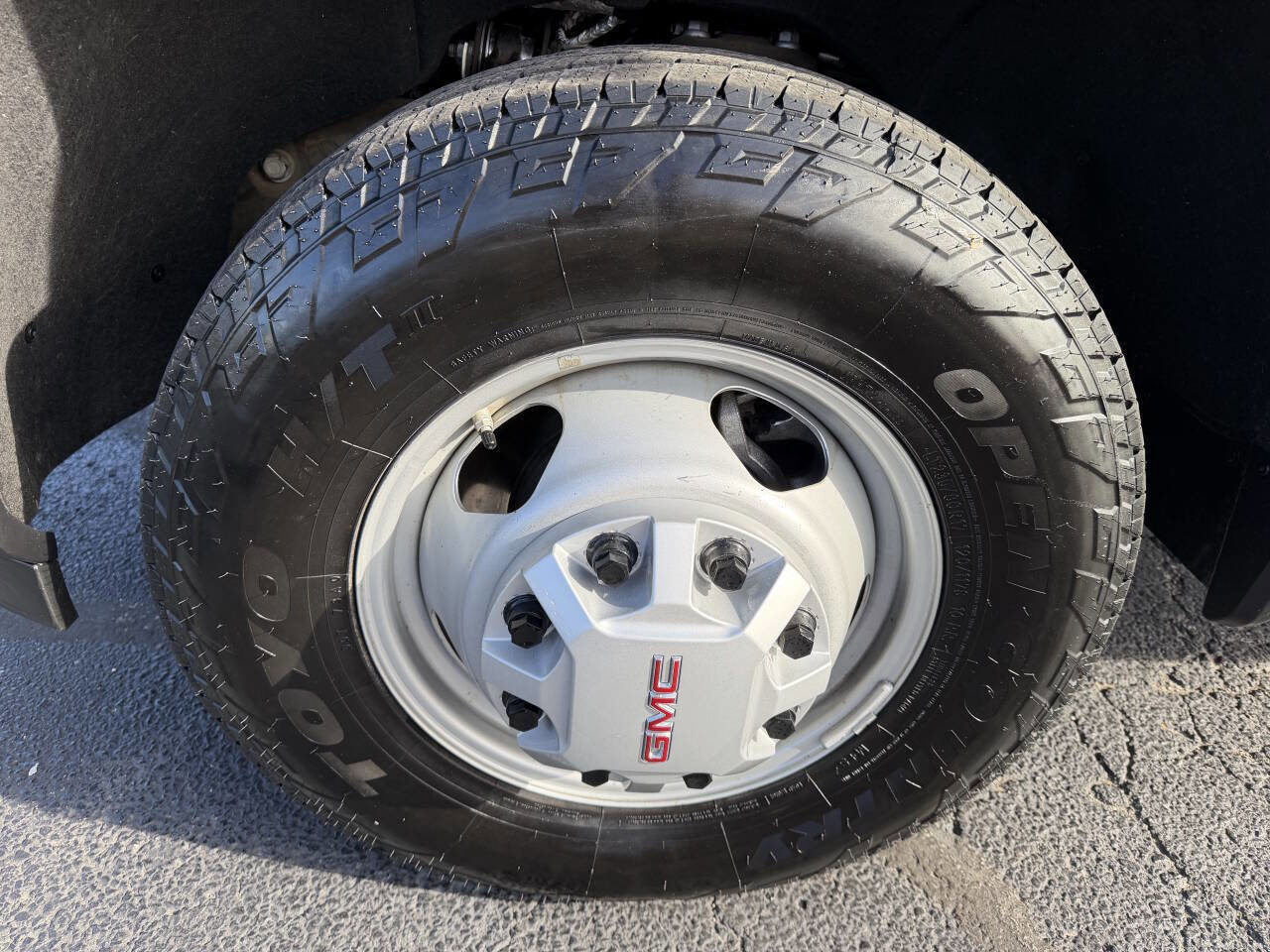 Used 2024 GMC Sierra 3500 Pro w/ Convenience Package image 31