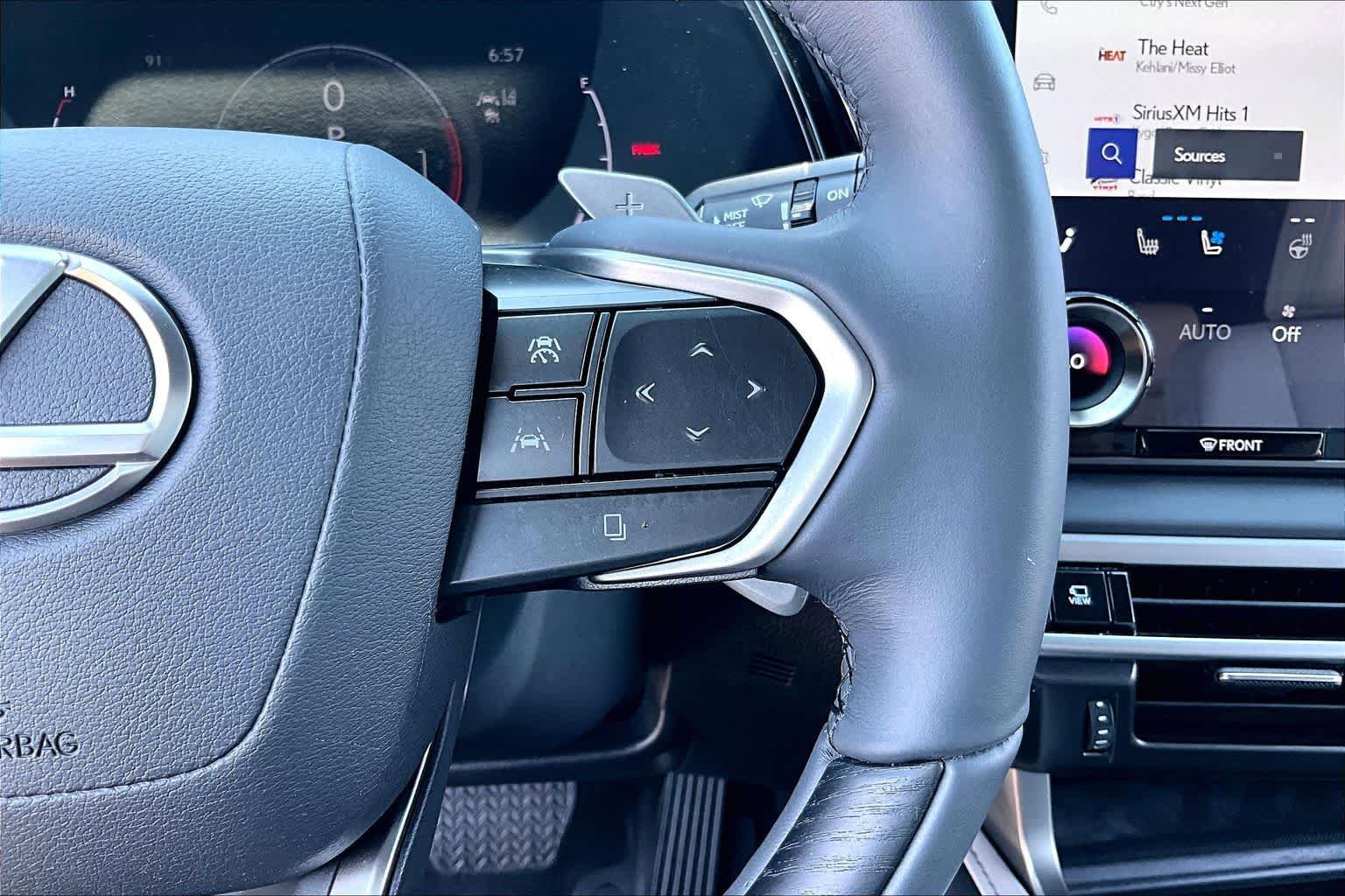 Used 2023 Lexus RX 350 Premium Plus w/ Accessory Package FWD image 22
