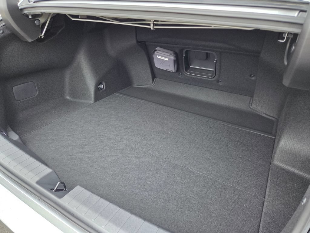 New 2026 Lexus ES 350e FWD image 35