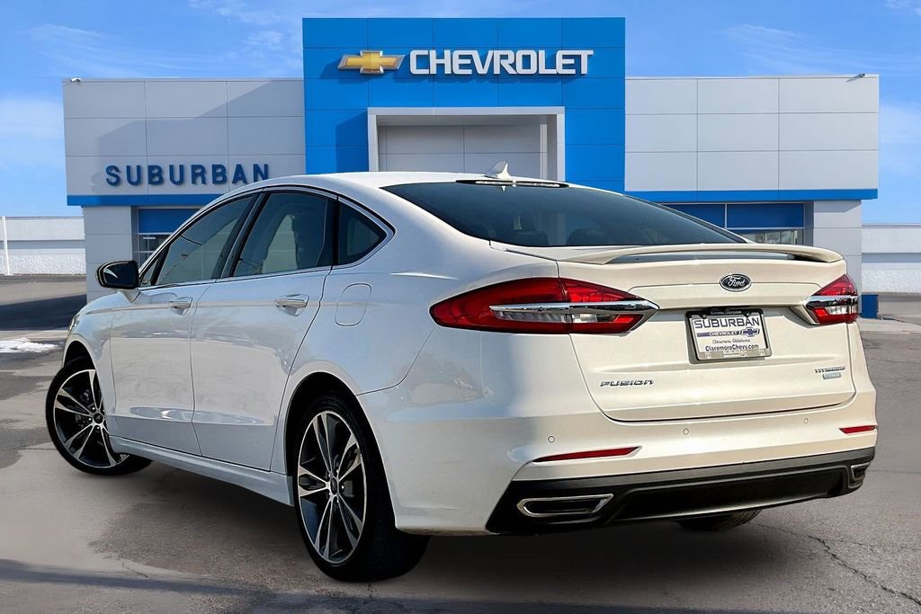 Used 2019 Ford Fusion Titanium image 11