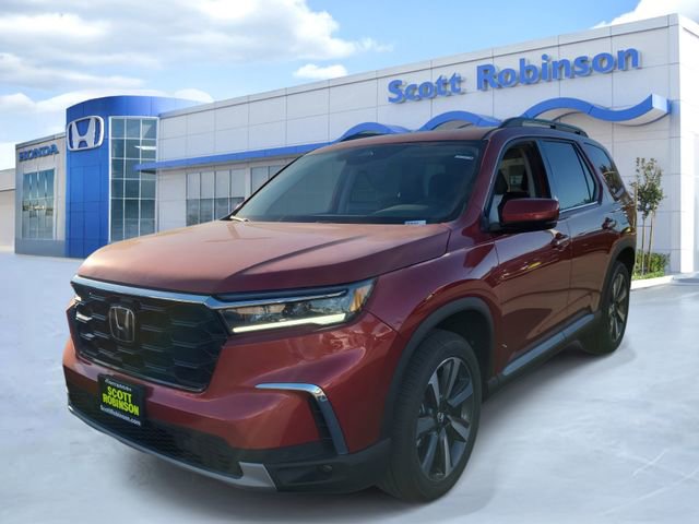 New 2025 Honda Pilot Touring image 2