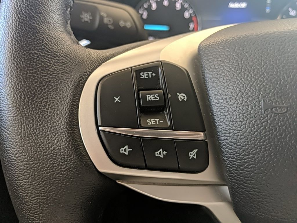 Used 2024 Ford Explorer XLT w/ Equipment Group 202A image 19
