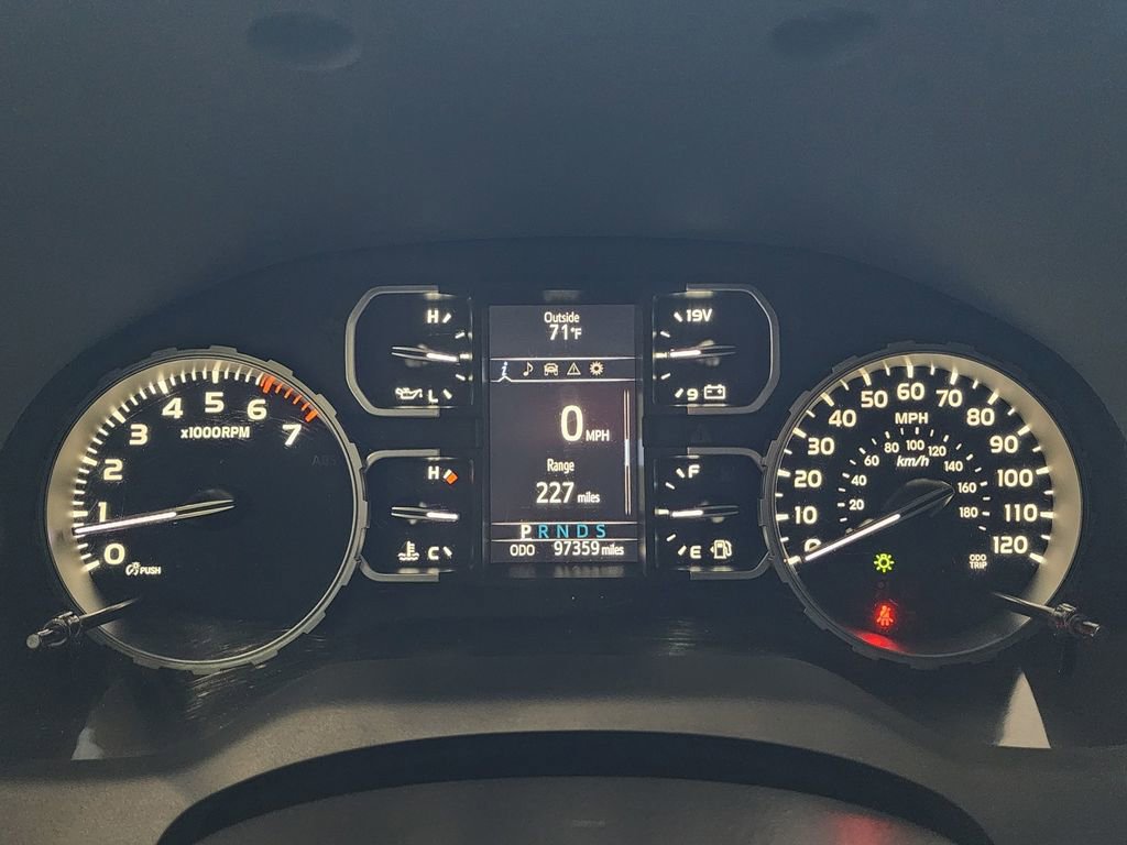 Used 2021 Toyota Tundra SR5 w/ SR5 Upgrade Package RWD image 22