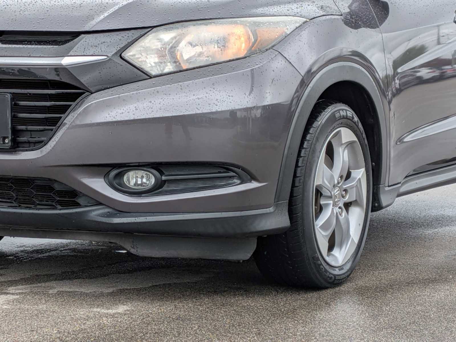 Used 2016 Honda HR-V EX image 11