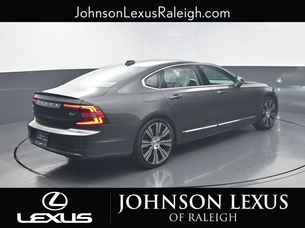Used 2024 Volvo S90 B6 Ultimate image 9