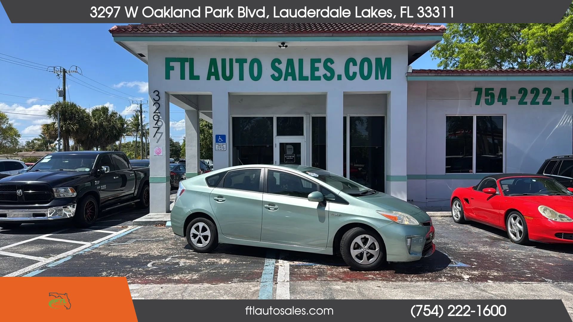 Used 2015 Toyota Prius Two FWD image 1