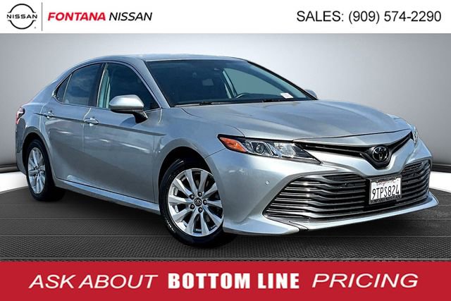 Used 2019 Toyota Camry LE image 1