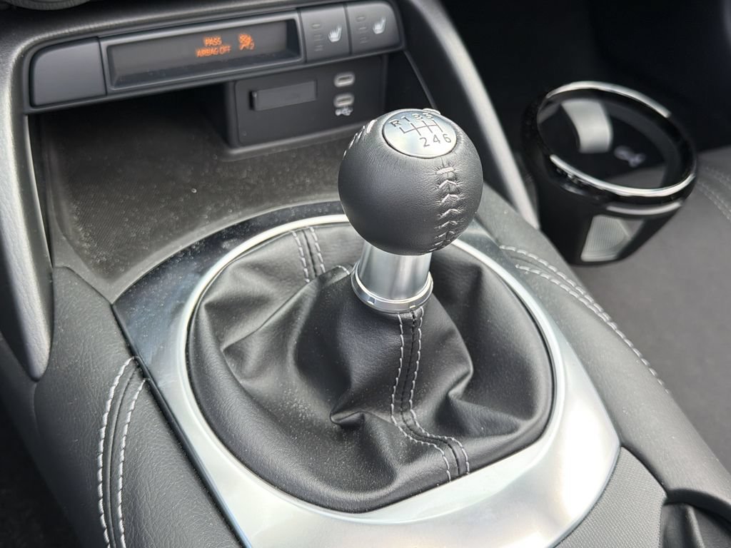 New 2026 MAZDA MX-5 Miata Club w/ Interior Package RWD image 15