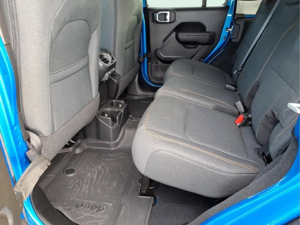 Used 2024 Jeep Wrangler Unlimited Sport AWD/4WD image 16