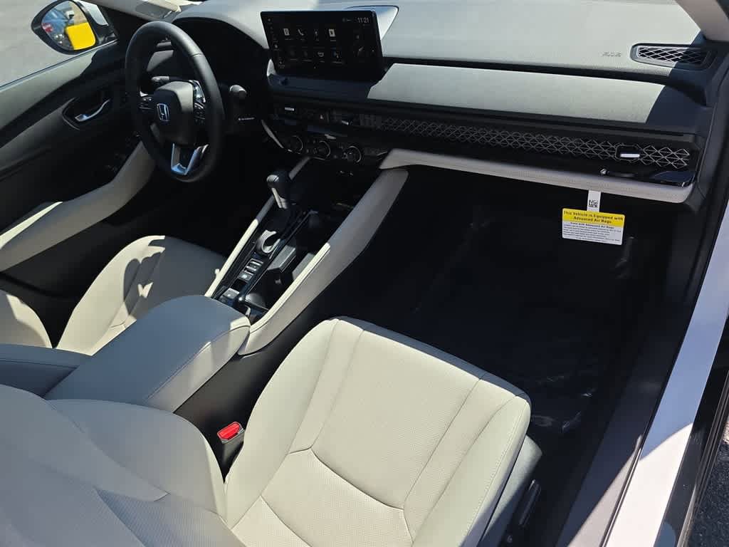 Certified 2025 Honda Accord Touring image 12