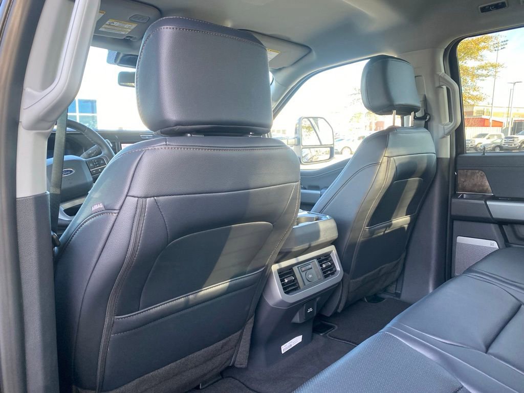 New 2026 Ford F250 Lariat image 30