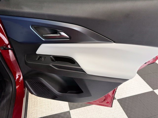 New 2026 Chevrolet Equinox EV LT AWD/4WD image 28