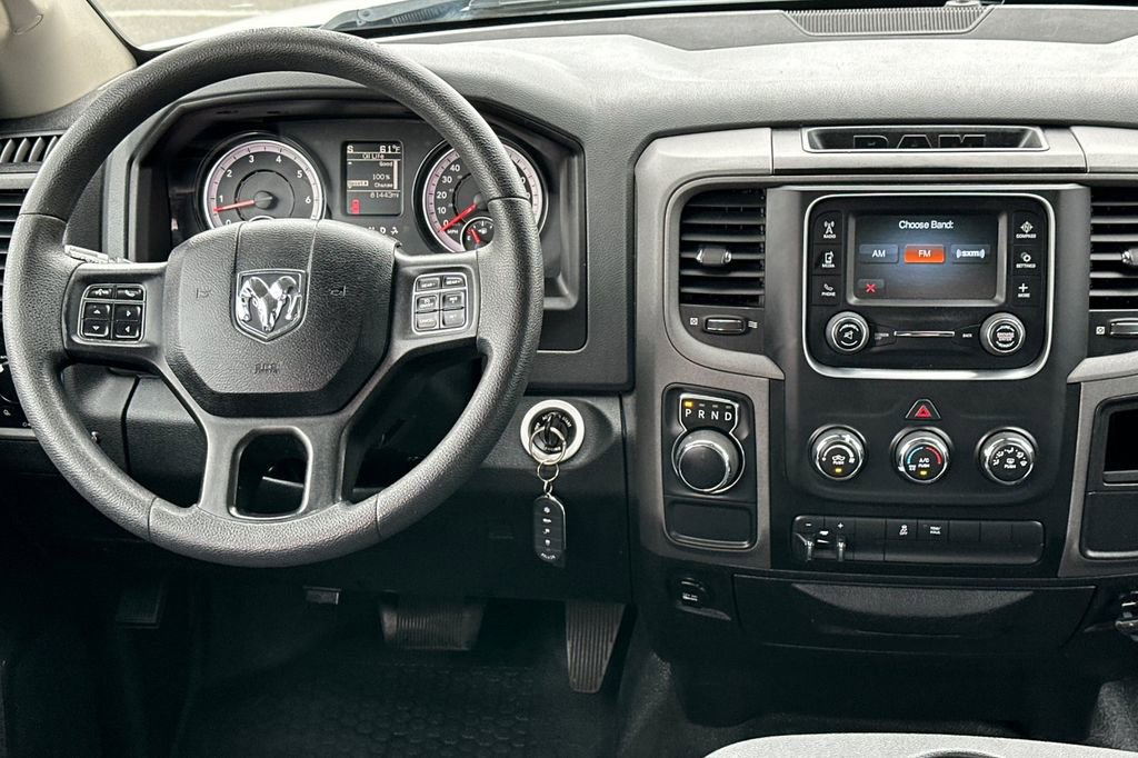 Used 2018 RAM 1500 Tradesman w/ Chrome Appearance Group RWD image 15