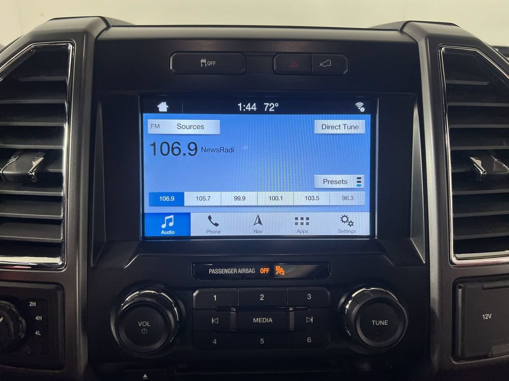 Used 2017 Ford F150 XLT w/ Equipment Group 302A Luxury AWD/4WD image 14