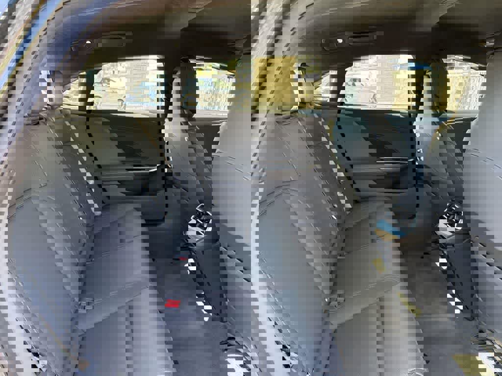 Used 2024 Lucid Air Touring image 32