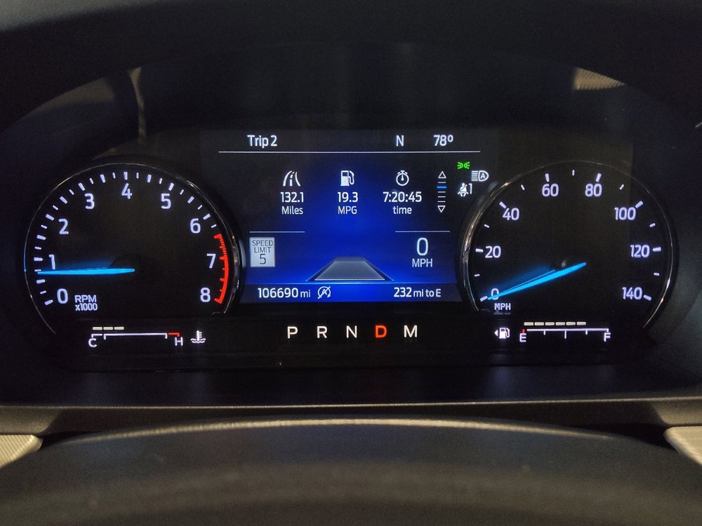 Used 2020 Ford Explorer XLT w/ Equipment Group 202A RWD image 23