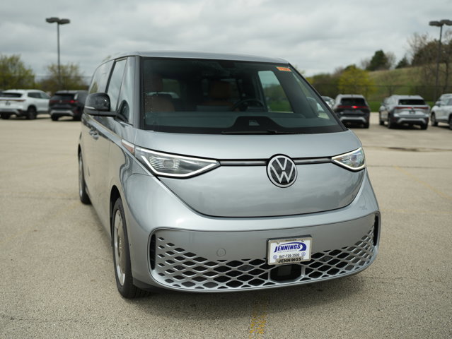 New 2025 Volkswagen ID. Buzz Pro S RWD image 2