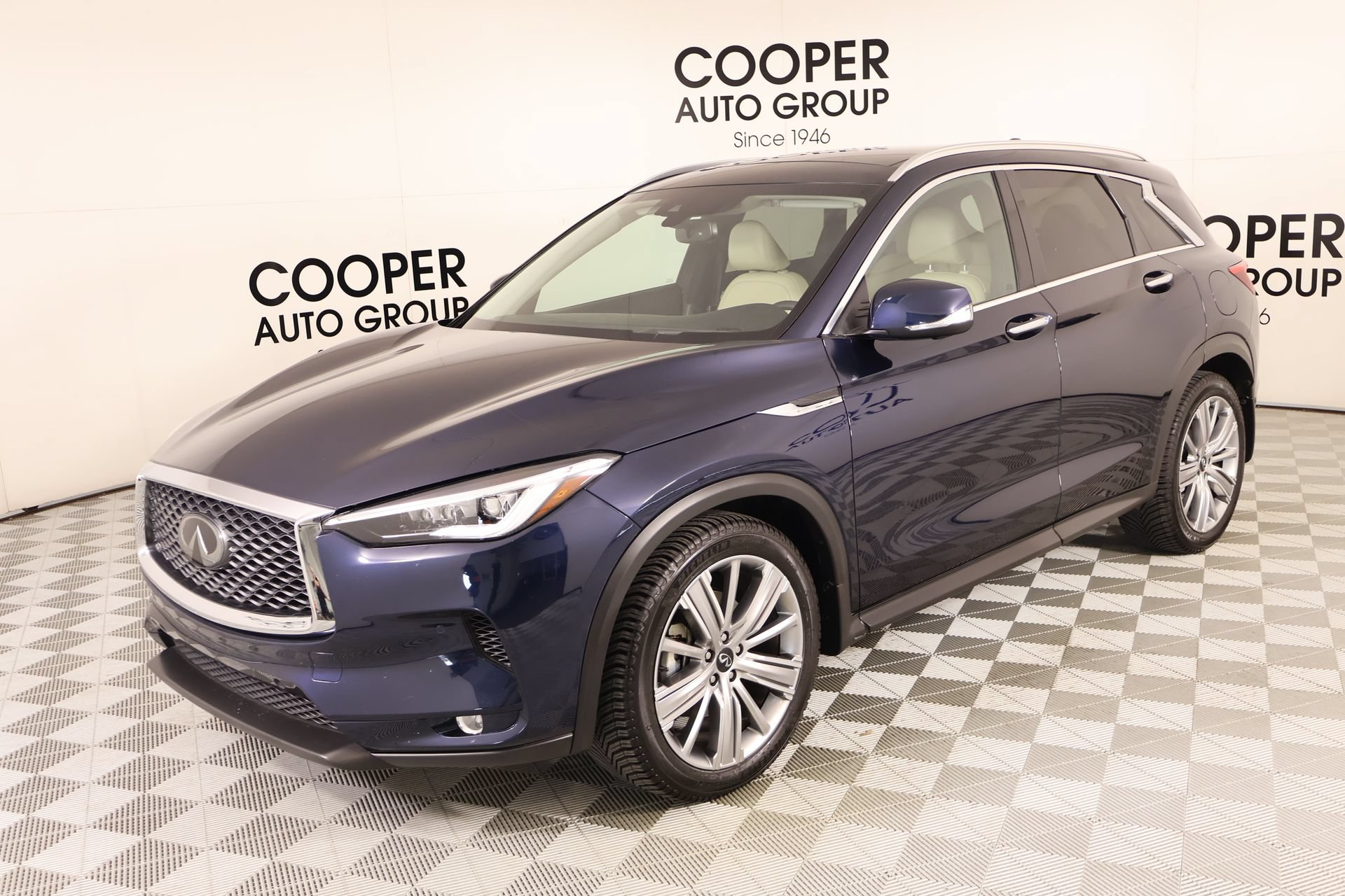 Used 2022 INFINITI QX50 Sensory AWD/4WD image 11