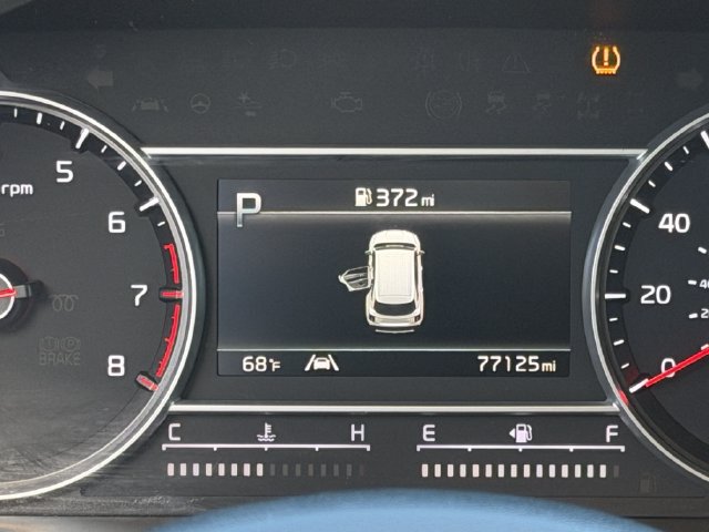Used 2023 Kia Sorento LX FWD image 14