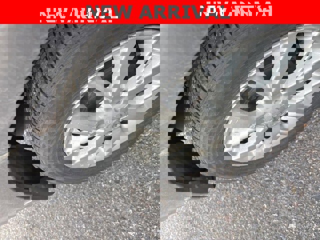 Used 2018 Nissan Versa SV w/ SV Special Edition image 10