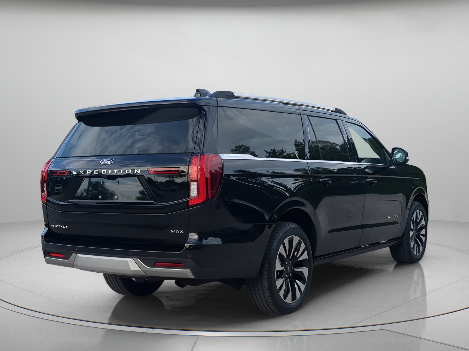 Certified 2025 Ford Expedition Max Platinum w/ Driver's Package AWD/4WD image 40