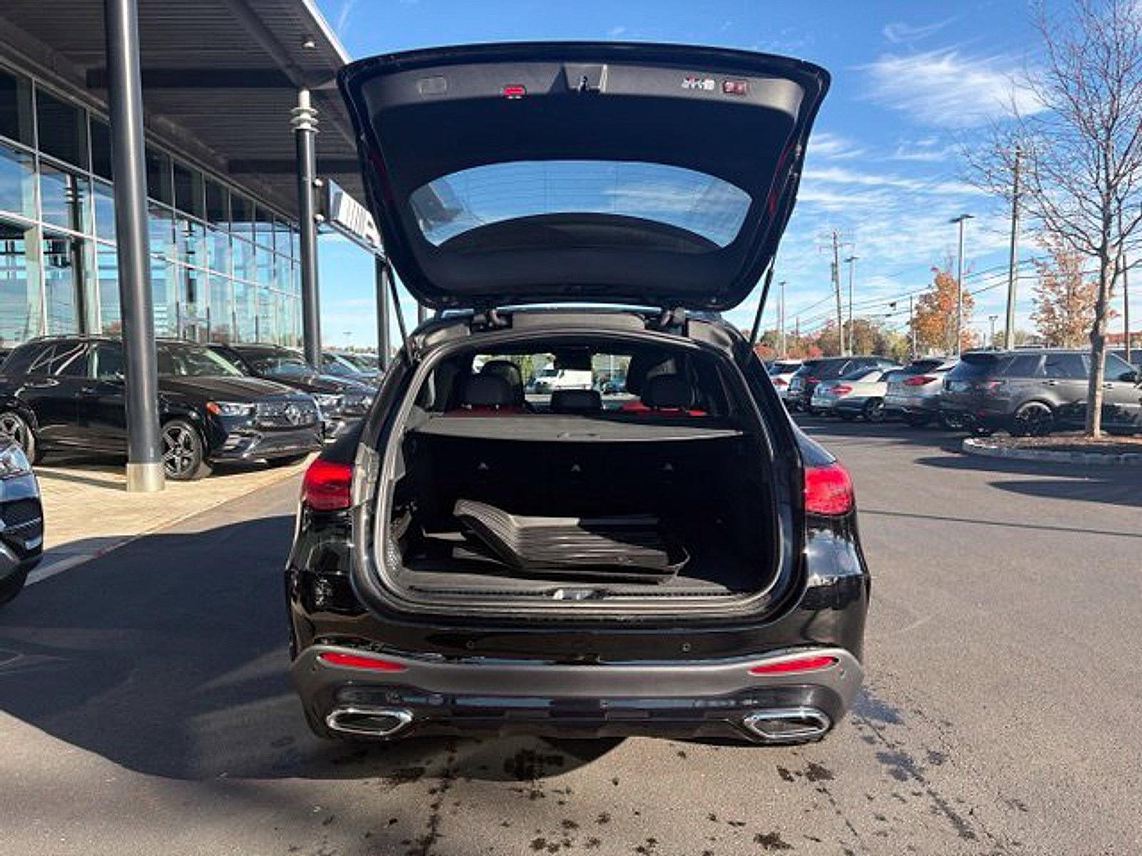 Used 2026 Mercedes-Benz GLC 300 4MATIC image 7