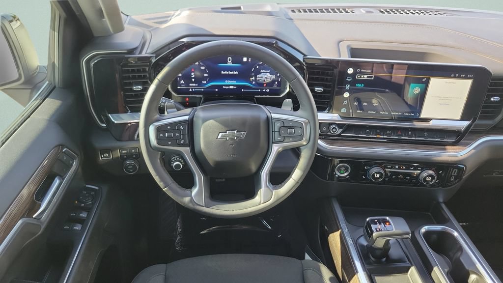 Used 2022 Chevrolet Silverado 1500 RST AWD/4WD image 13