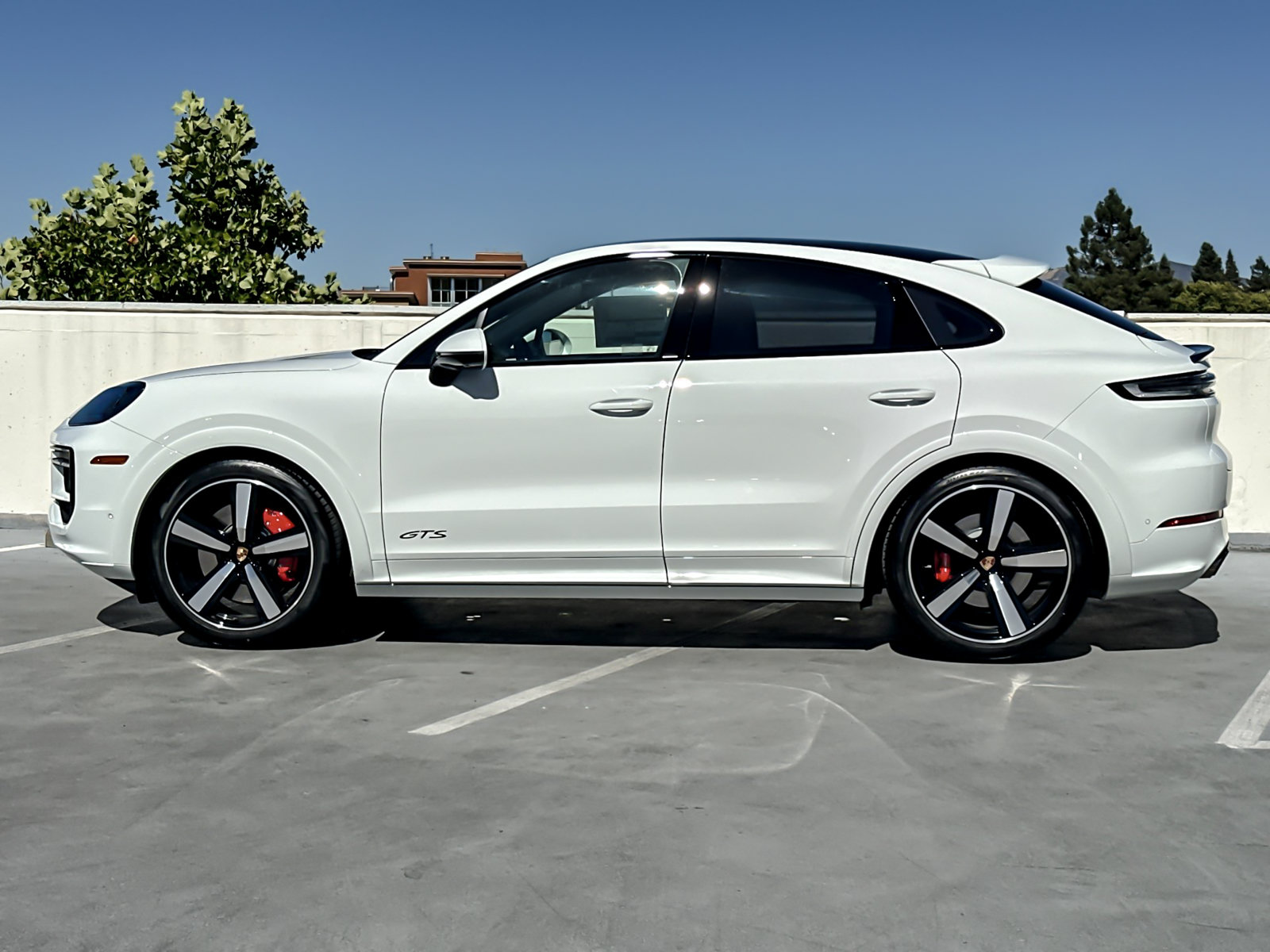 New 2026 Porsche Cayenne GTS AWD/4WD image 3