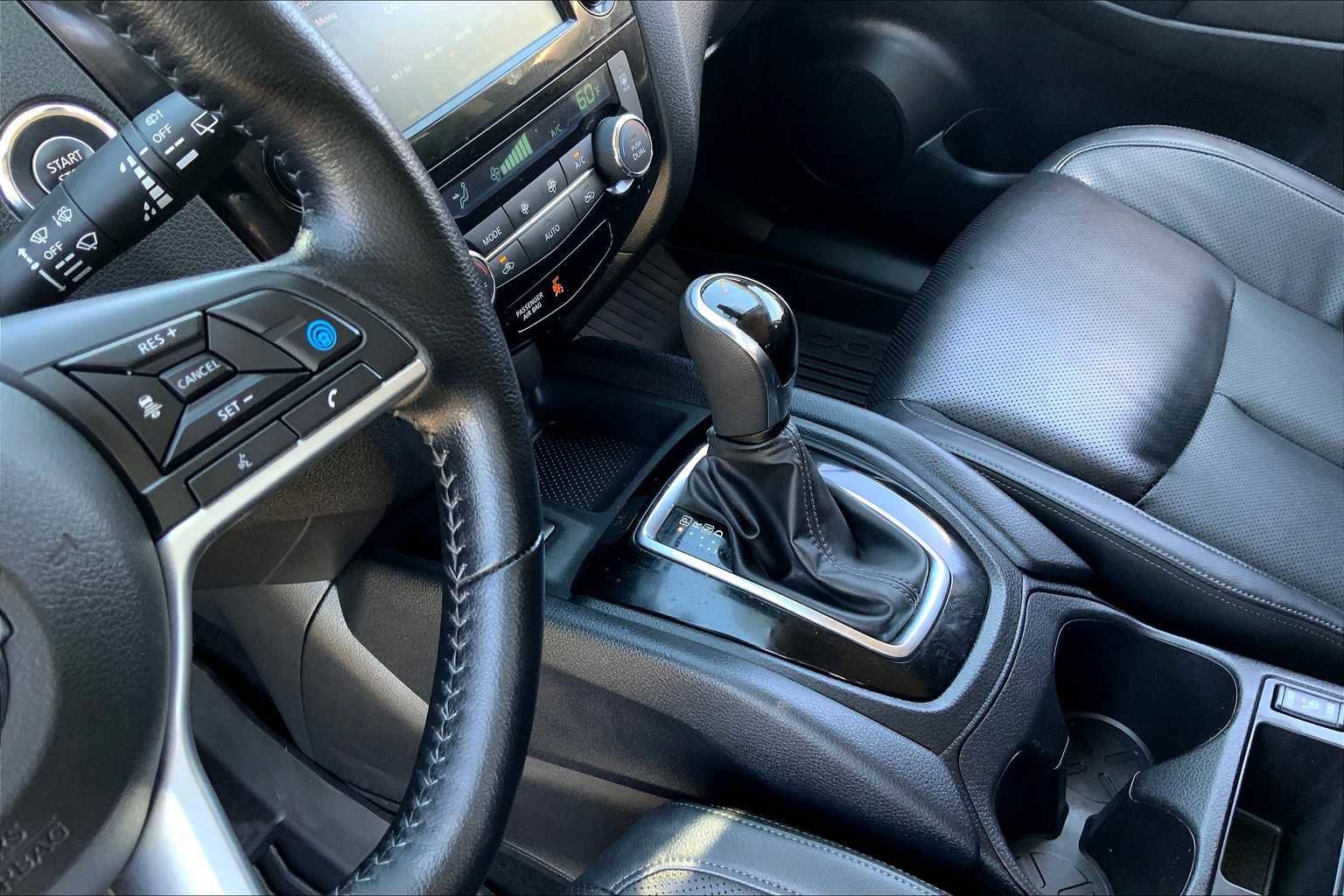 Used 2022 Nissan Rogue Sport SL image 27