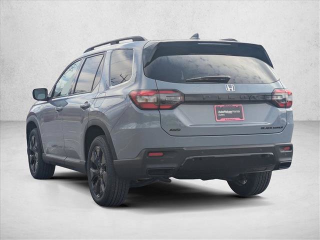 New 2026 Honda Pilot Black Edition image 9