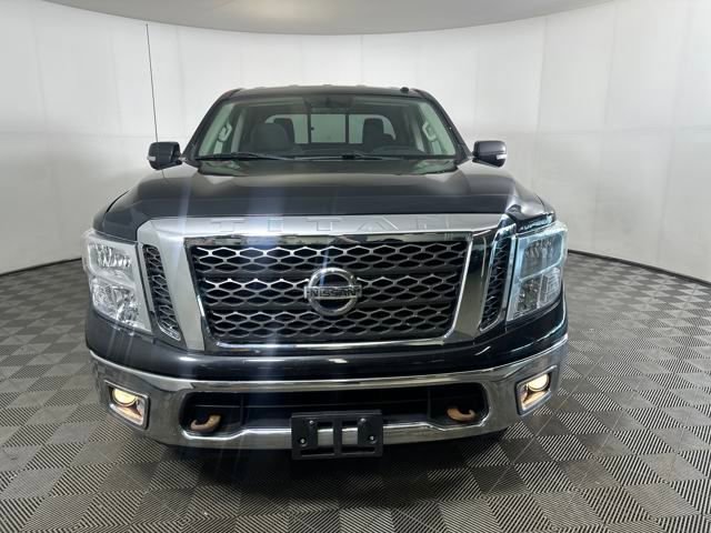 Used 2018 Nissan Titan SV image 8