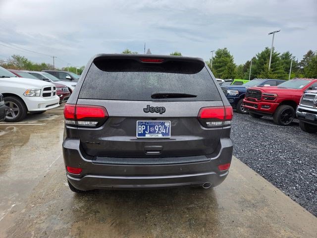 Used 2020 Jeep Grand Cherokee Altitude image 13
