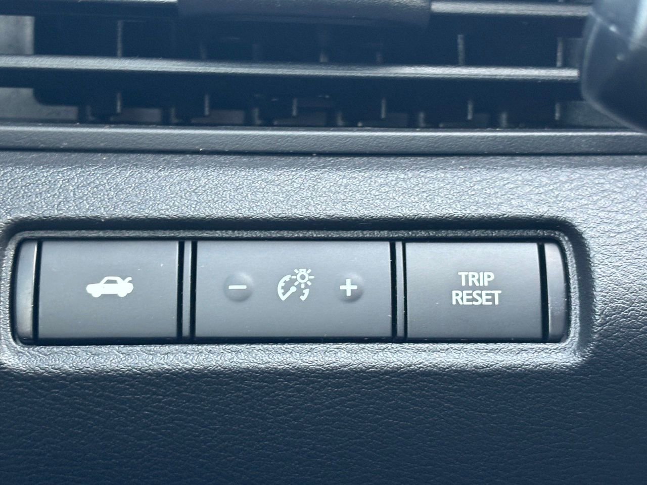 Used 2025 Nissan Altima 2.5 S image 20