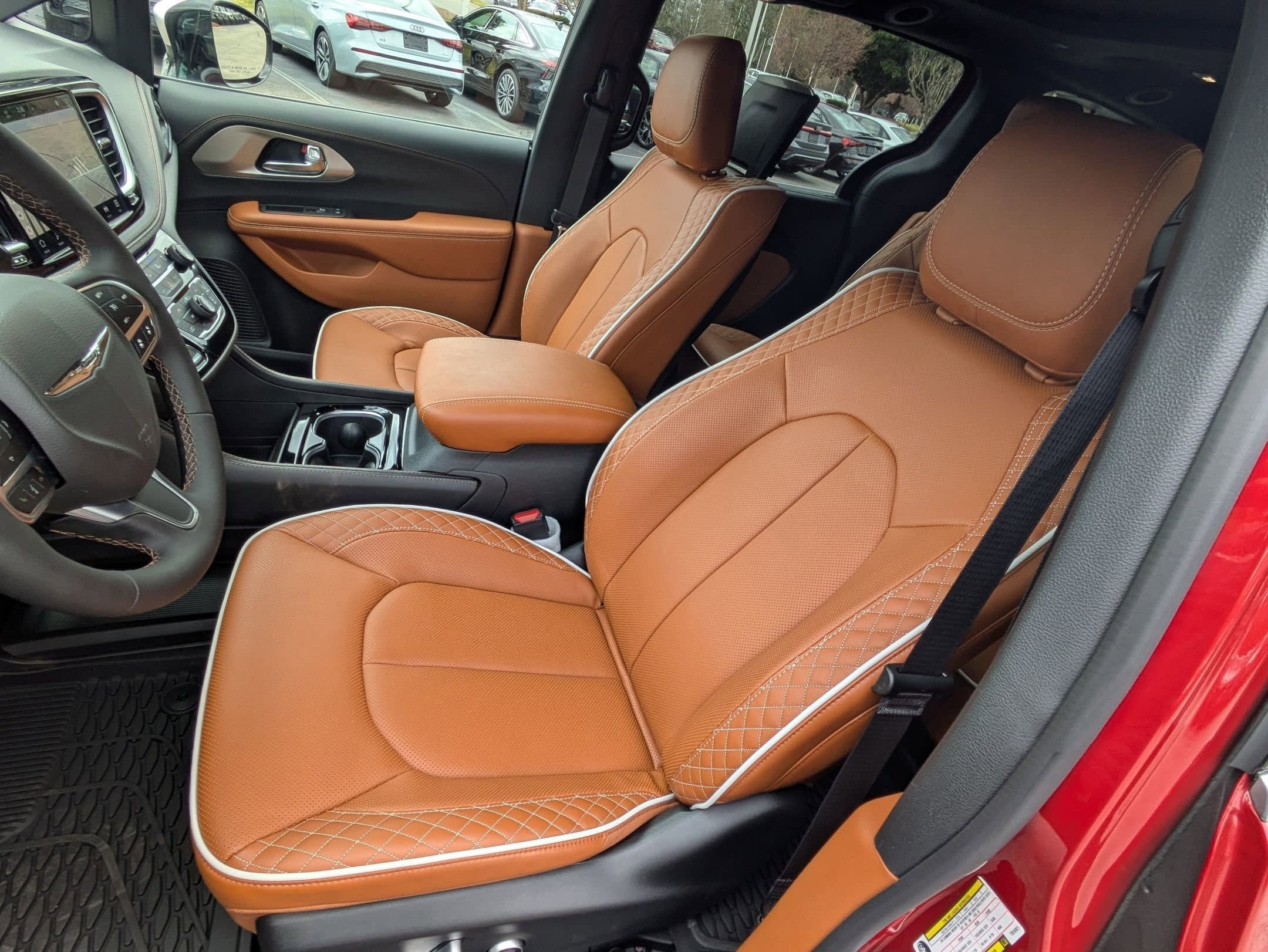 New 2026 Chrysler Pacifica Pinnacle FWD image 19