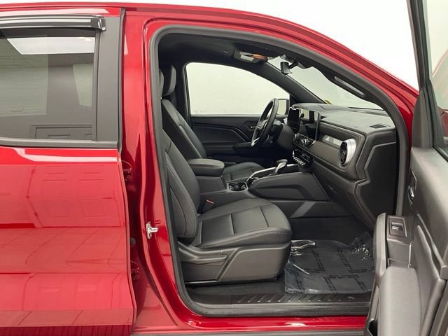 Used 2024 Chevrolet Colorado LT w/ LT Convenience Package III AWD/4WD image 14