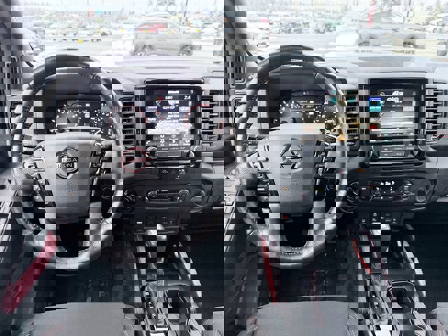 Certified 2023 Nissan Frontier PRO-4X w/ Pro Convenience Package image 15