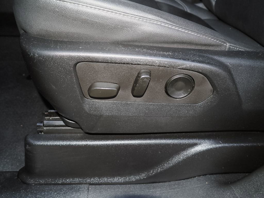 Certified 2023 Chevrolet Suburban LT image 26