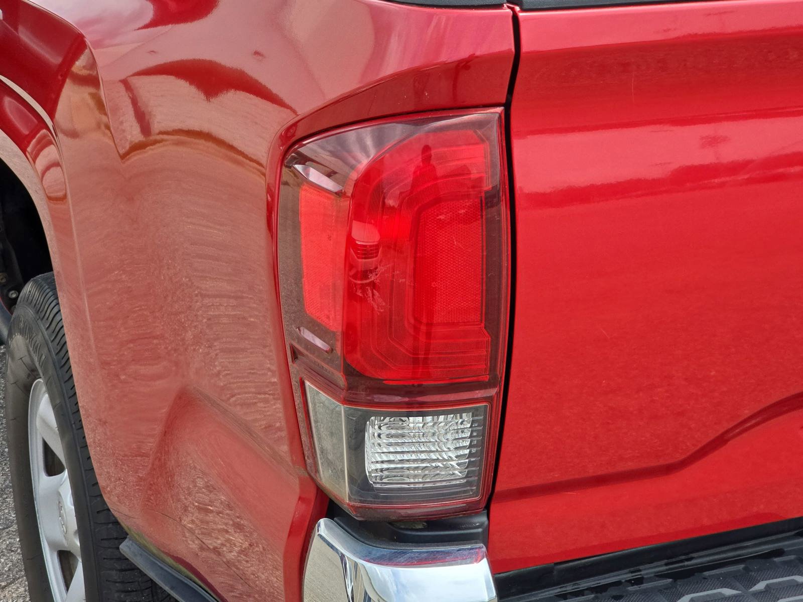 Used 2019 Toyota Tacoma SR5 RWD image 28