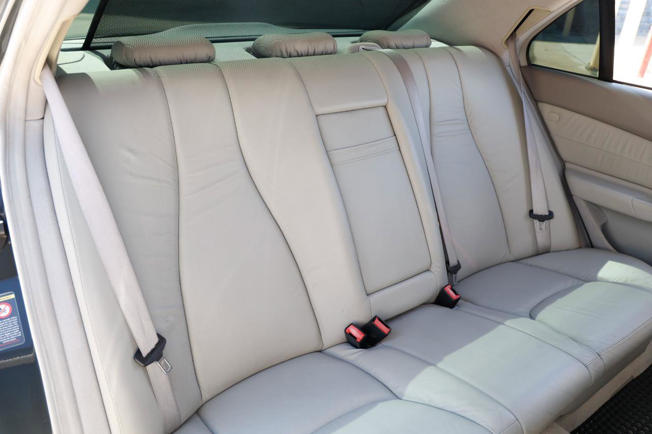 Used 2001 Mercedes-Benz S 500 image 14