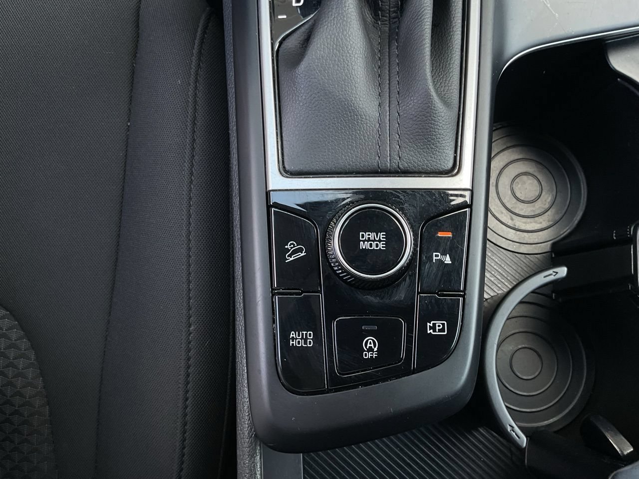 Used 2025 Kia Sportage LX FWD image 16