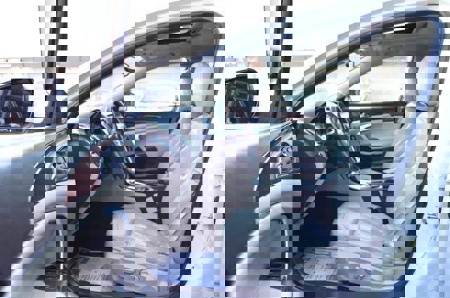 Used 2016 Buick Regal Premium w/ Driver Confidence Package #1 FWD image 11